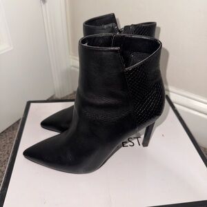 Nine West Black Textured Heeled Boots